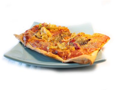 Pizza de puerros, cebolla y bacalao