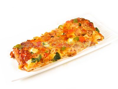 'Pizza' de atún con vegetales