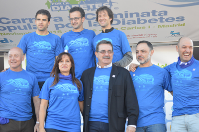 Urrechu y Corbalán junto a Sara Pascual (Vpta. Fundación para la Diabetes), Juan Manuel Gómez (Pte. Asoc. de diabéticos de Madrid) y D. Manuel Molina (Viceconsejero de Sanidad de la Comunidad de Madrid) en la entrega de premios