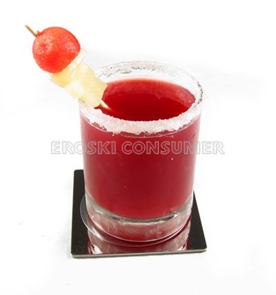 Zumo de piña y sandía