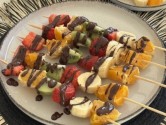 Brochetas de fruta